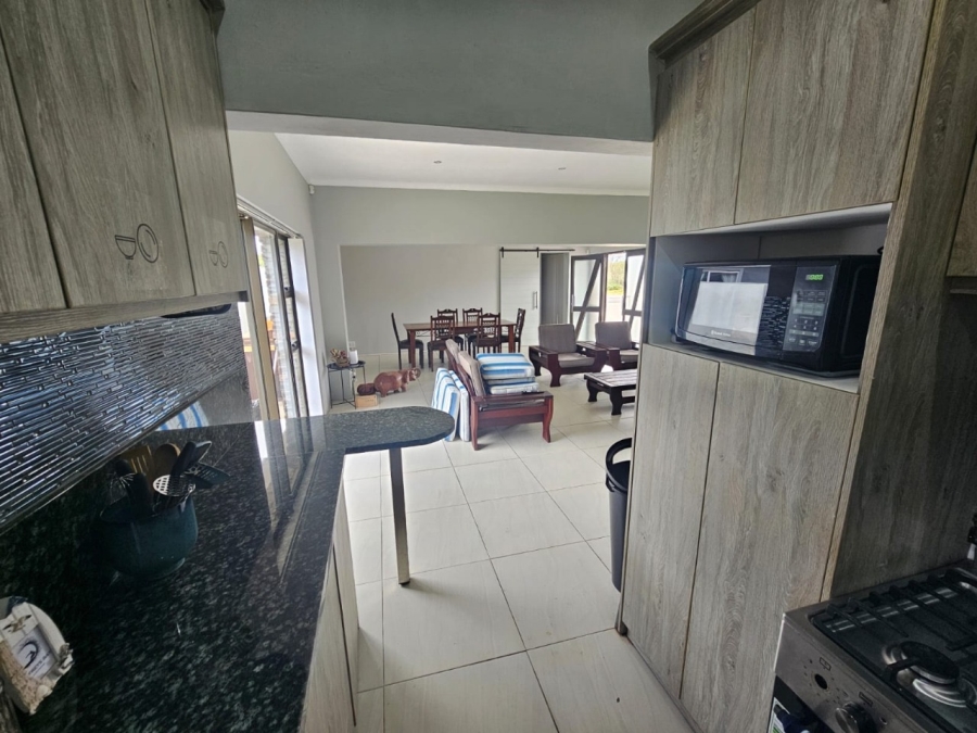 4 Bedroom Property for Sale in Aston Bay Eastern Cape